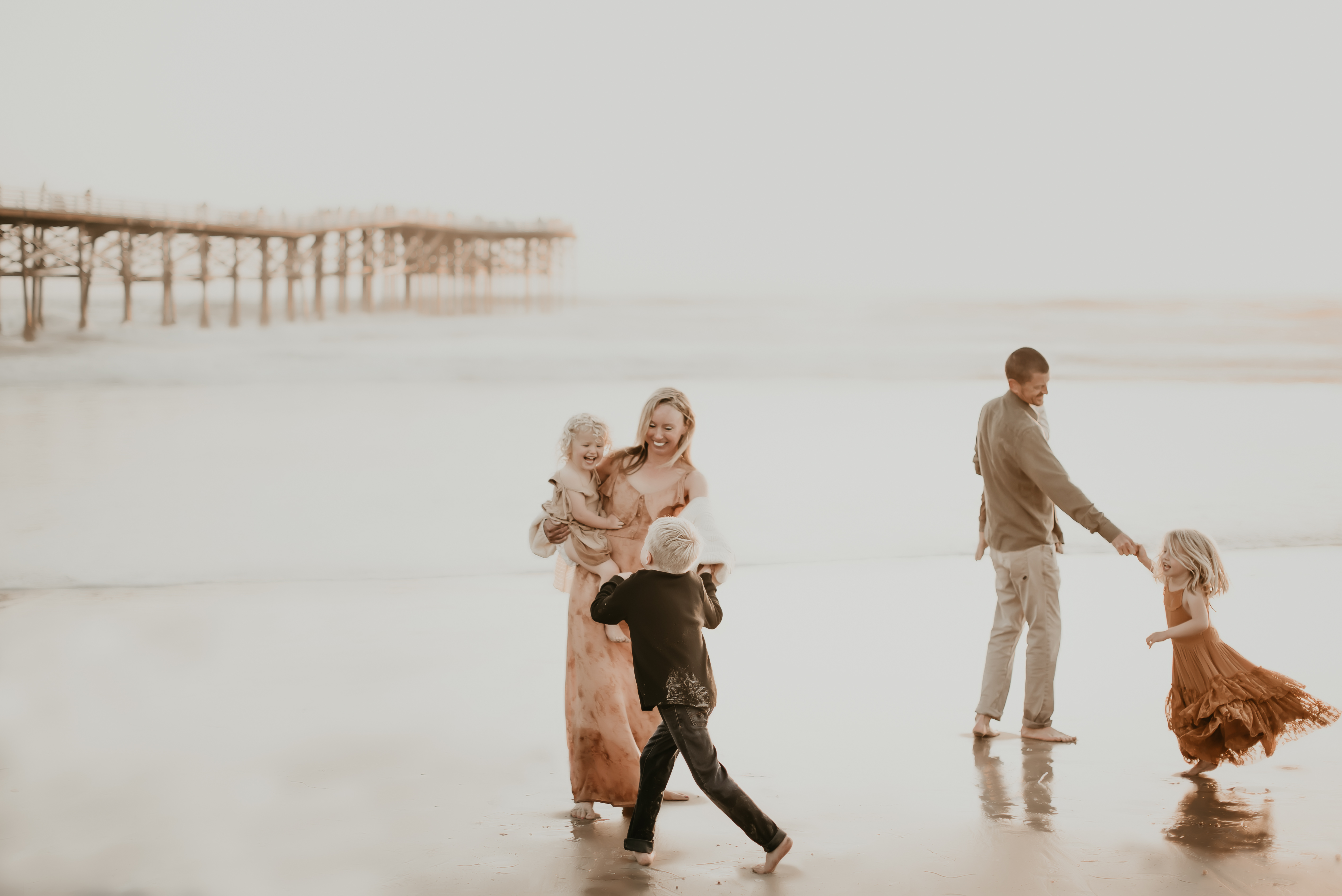 San Diego Family Photography Session in Pacific Beach, California 